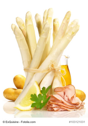 Spargel mit neuen Kartoffeln und Schinken